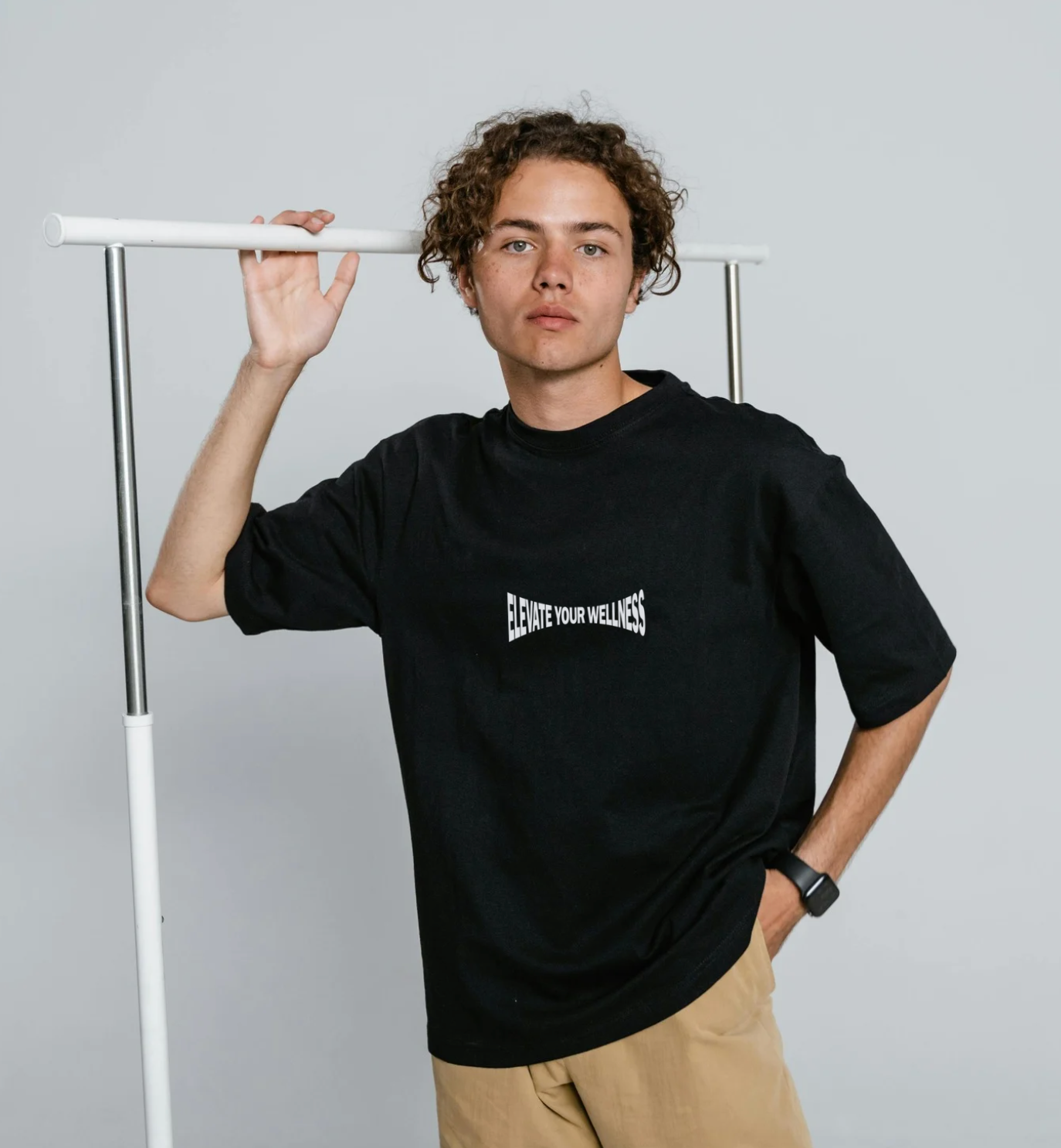 ELEVATE TEE